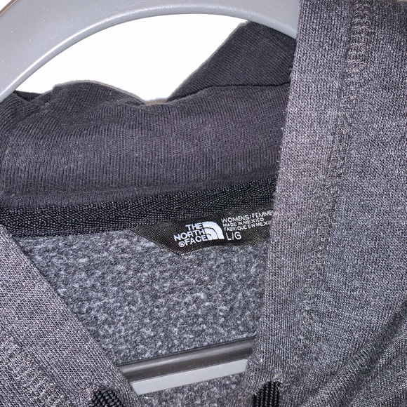 Women’s North Face Hoodie - Picture 3 of 4